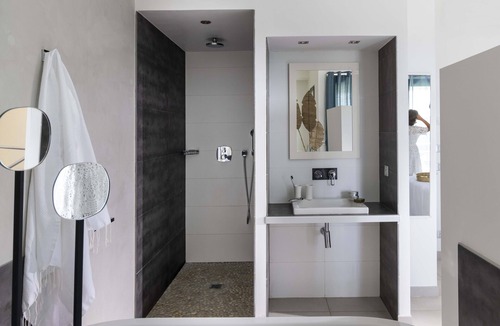 Barjac Hotel | Le Mas du Terme