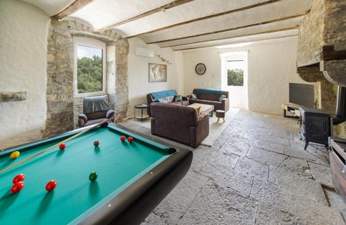 Labeaume House | Le Mas pierre et soie
