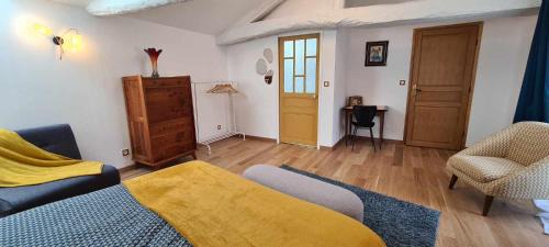 Pouant Bed & Breakfast | Le Mas Pouantais