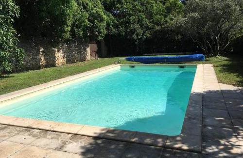 Roquemaure Bed & Breakfast | le mas rocamour