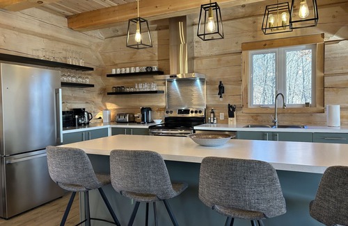 Les Collines-de-l'Outaouais Regional County Municipality Ski Chalet | Le Massif de Cascade