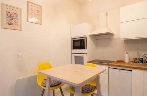 5th Arrondissement Apartment | Le Matisse - cosy studio with parking and terrace