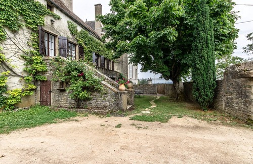 Saint-Vallerin House | Le May Morin - SAINT VALLERIN