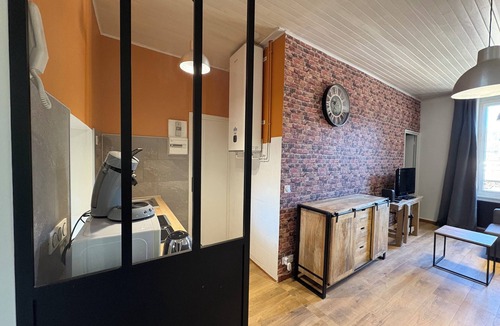 Saint-Claude Apartment | Le Maya downtown