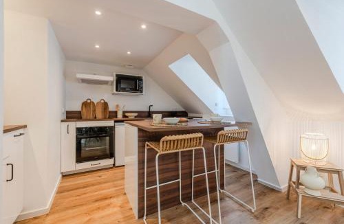 Brequerecque Apartment | Le Maya - Proche Ville Fortifiée - Centre-Ville