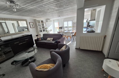 Saint-Christol-Les-Ales Apartment | Le mazet d'Eve (apartment)