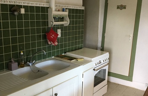 Vagnas House | Le Mazet Déden Avec son Jardin Privé