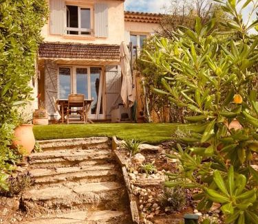 Rayol-Canadel-sur-Mer House | Le mazet des amours