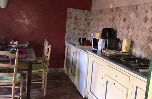 Barbentane House | Le Mazet De La Dame