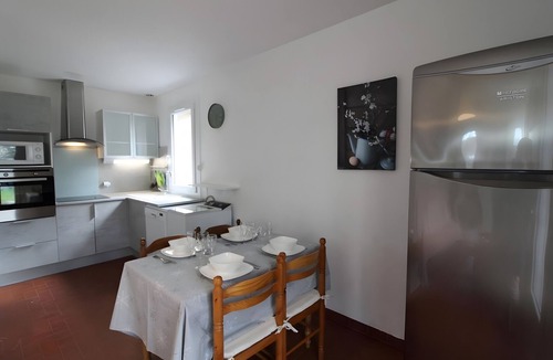 Saint Alban Auriolles House | Le Mazet des Campanes: Shared Pool, Wi-Fi, Air Conditioning