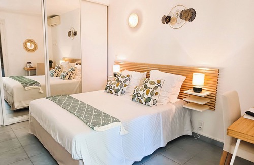 Hyeres Hotel | Le Mediterranée