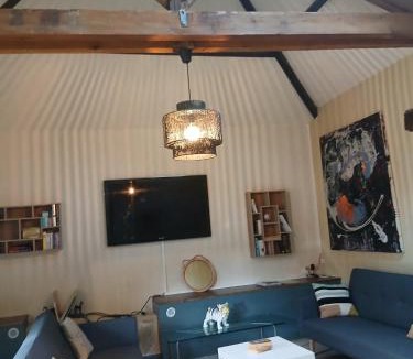 Gueyze House | Le Merlat Gite