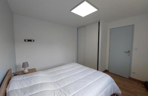 Estrees-Mons Apartment | Le merle enchanté