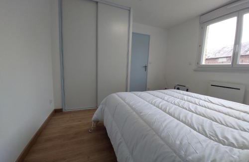 Estrees-Mons Apartment | Le merle enchanté