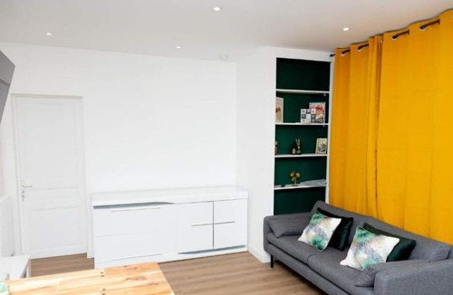 Deuil-la-Barre Apartment | Le Mermoz1: Apartment 15min of Paris