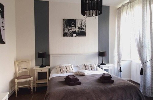 Condom Other | Le Meslier, Large charming gîte,