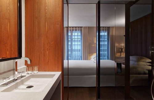 Porte-Dauphine Hotel | Le Metropolitan Paris Tour Eiffel, a Tribute Portfolio Hotel