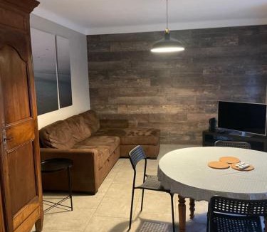 Port-Saint-Louis-du-Rhone House | le meublé du pêcheur 2