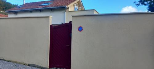 Elinghen Apartment | Le meuble du pont