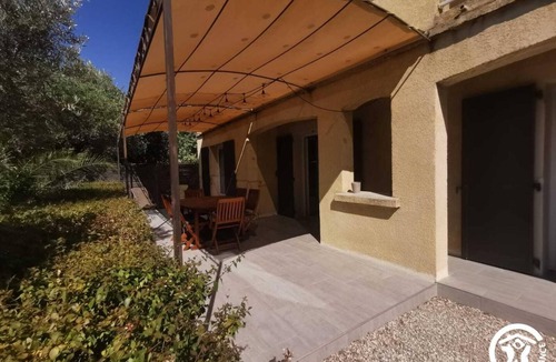 Cournonsec House | Le Micocoulier - COURNONSEC