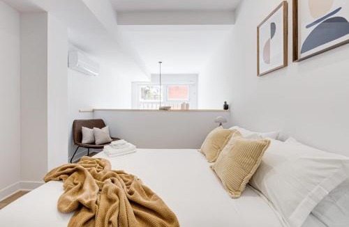 Mile End Apartment | Le Mile End by M11 - Luxurious Two-Floor 1BDR Loft