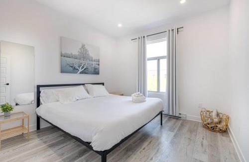 Mile End Apartment | Le Mile End by M11 - Upscale & Spacious 1BDR with King Bed
