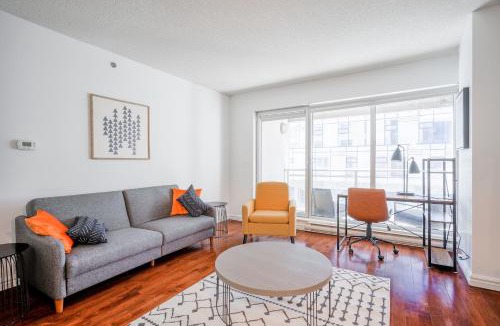 Ville-Marie Apartment | Le Mille Neuf Apartments Modern Comfort in Downtown Montreal