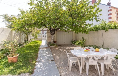 Dives-sur-Mer House | Le Mimosa Normand by Interhome