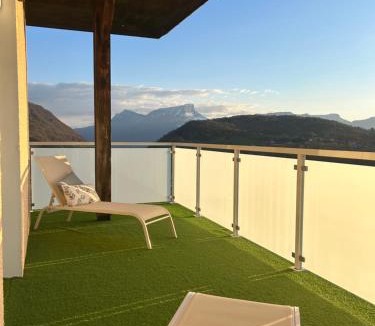 Puygros Apartment | Le Mira Doux