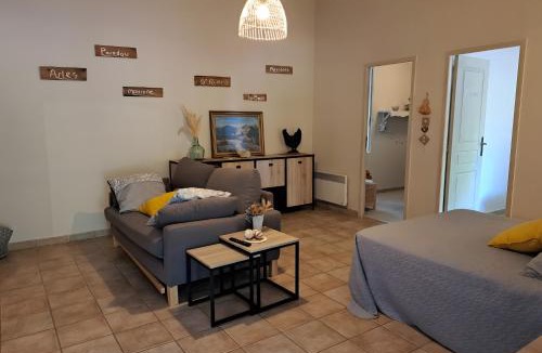 Maillane House | Le Mistralet - Grand Gîte