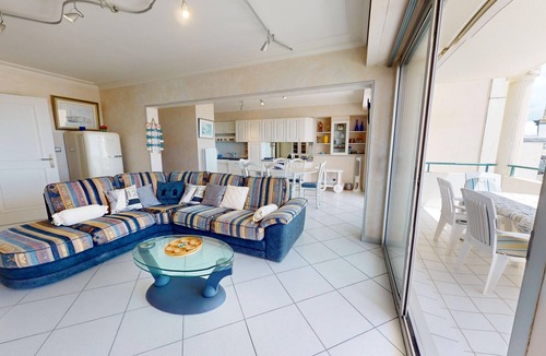 Saint-Gilles-Croix-de-Vie Apartment | LE MONTECRISTO Face à la Plage