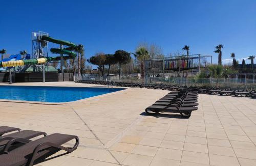 Vendres Other | Le Mobilhome Douillet climatisé 5 pers en camping, proche plage, 2 SDB, 2 WC
