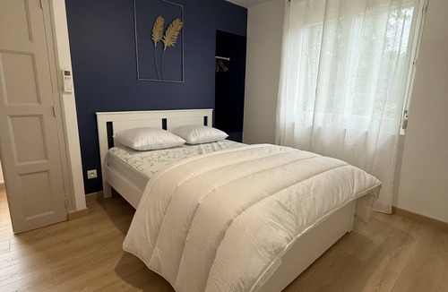 Saint-Laurent-dAndenay House | Le Moderne Comfort Duplex