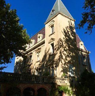 Violes Bed & Breakfast | le Mogador château du Martinet