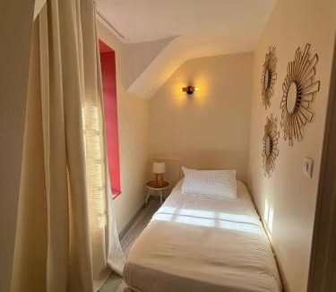 Molineuf House | Le Molineuf