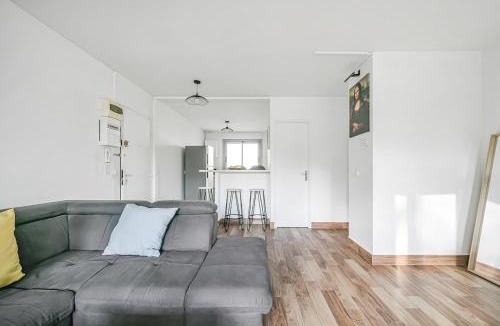 Chelles Apartment | Le Mona Lisa - Balcon - Paris & Disneyland