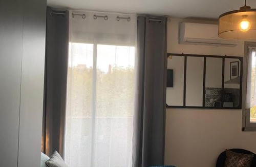 Les Halles - Valliere Bed & Breakfast | LE MONICA