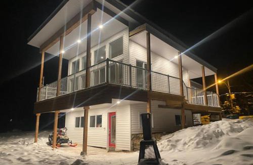 Notre-Dame-du-Rosaire Ski Chalet | Le Monk ,chalet, motoneige, quad ,nature, randonné pédestre