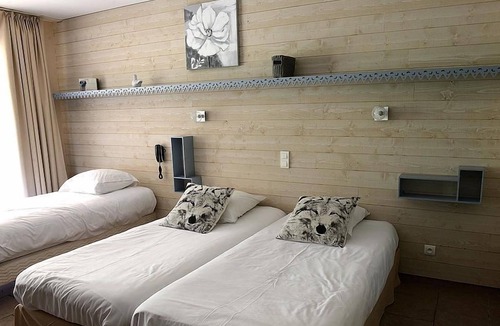 Treschenu-Creyers Hotel | Le Mont Barral