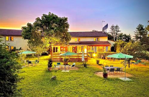 Quincie-en-Beaujolais Hotel | Le Mont Brouilly