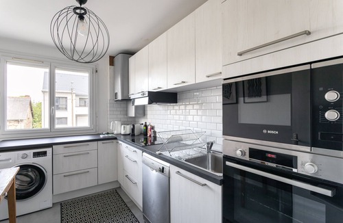 Francisco-Ferrer - Vern Apartment | Le Montaigne - appt proche de la gare