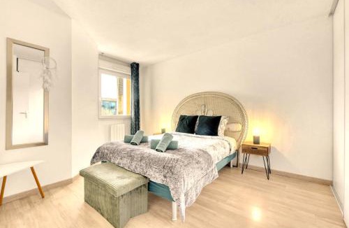 Blagnac Apartment | Le Montaigne - Climatisation, Parking Privé, Tramway et Airbus