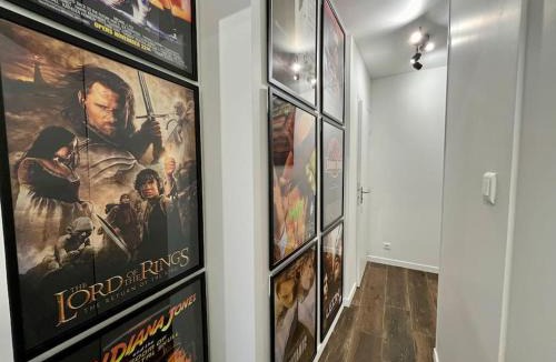 Sens Apartment | Le Moovie - Centre-ville- Écran cinéma