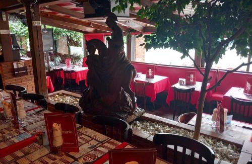Verneuil-sur-Avre Hotel | Le Motel Saint Martin