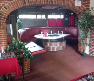 Verneuil-sur-Avre Hotel | Le Motel Saint Martin