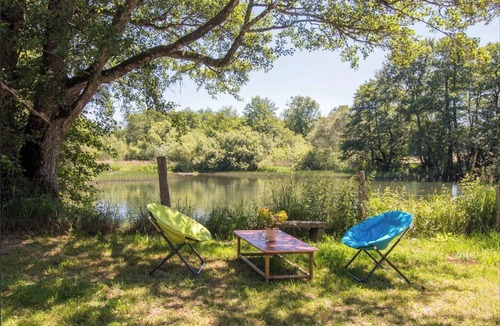 Saint-Sauves-d'Auvergne Ski Chalet | Le Moulin du Planchat 8pers