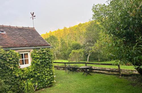 Saint-Germain-le-Rocheux Bed & Breakfast | Le moulin de Saint Germain