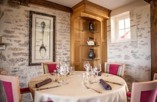 Saint-Gervais-en-Valliere Hotel | Le Moulin d'Hauterive