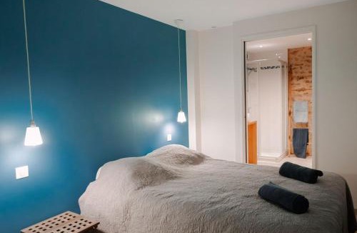 Tuffe House | Le moulin du chateau