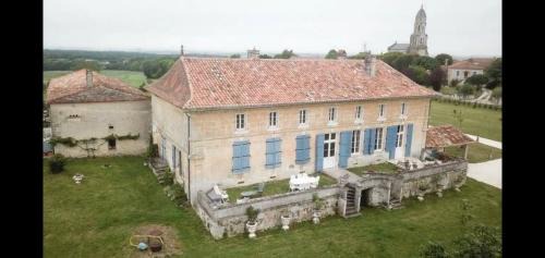 Bertric-Buree Bed & Breakfast | LE MOULIN A VENT
